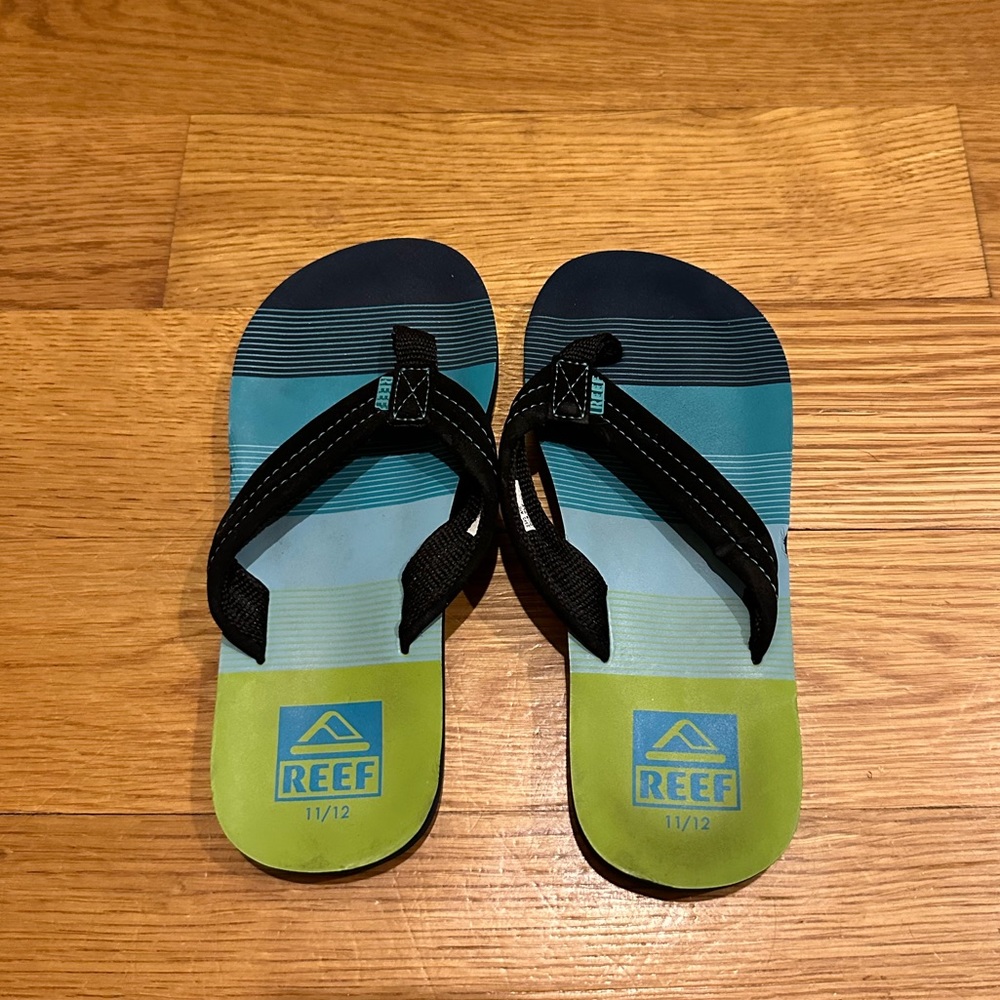 Reef flip flops toddler size 11/12